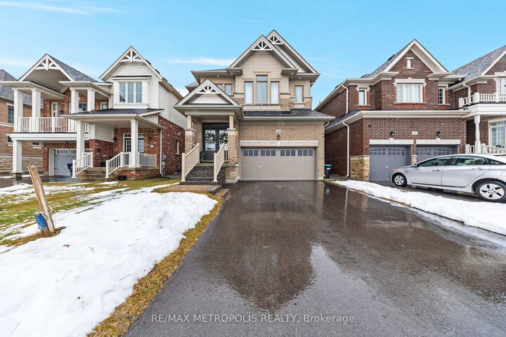 Property Photo: 118 Lorne Thomas Place ON L9R 0V8