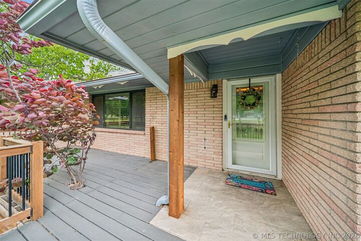 Property Photo:  8899 E 171st Street S  OK 74008 