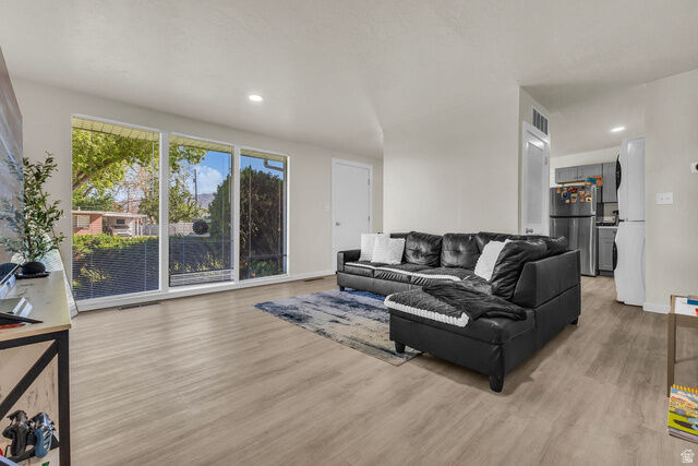 Property Photo:  185 W 850 S  UT 84010 