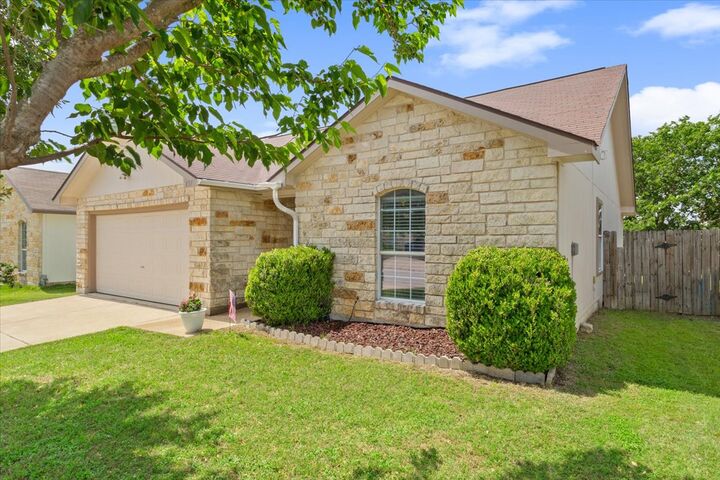 Property Photo:  237 Moonstone Drive  TX 76537 