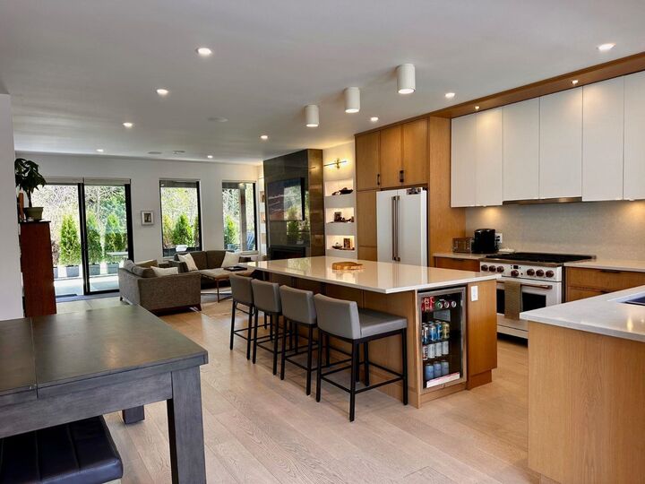 Property Photo: 301 Second Avenue BC V2R 4Y5