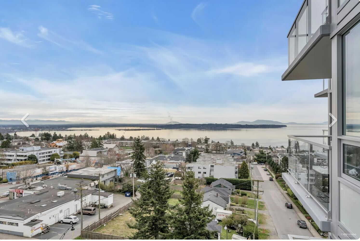 Property Photo:  15165 Thrift Avenue 806  BC V4B 0C1 