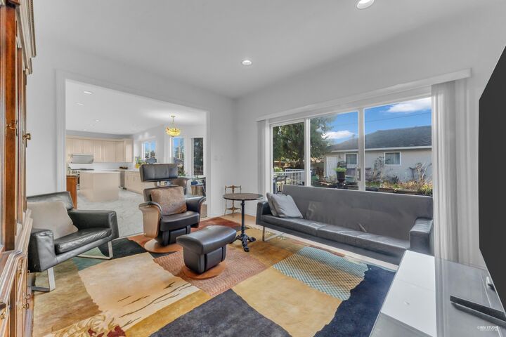Property Photo: 6835 Heather Street BC V6P 3P5