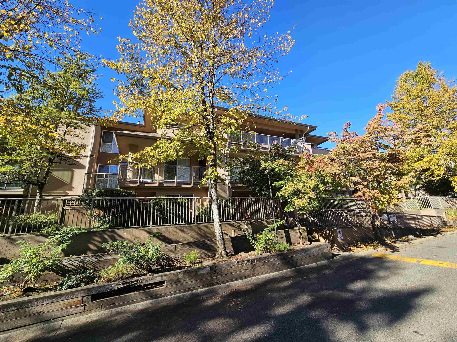 Property Photo:  14980 101A Avenue 302  BC V3R 0T1 