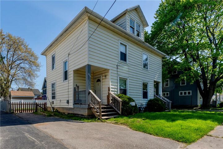 Property Photo:  235 East Avenue  NY 14445 
