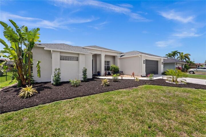 Property Photo:  1820 SW 29th Ter  FL 33914 
