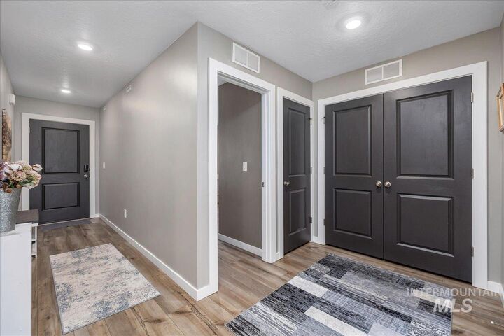 Property Photo:  8557 Velvet Ash St  ID 83687 