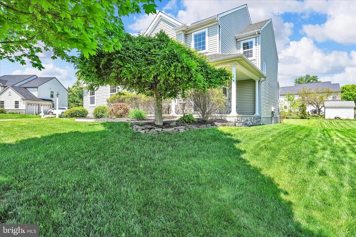 Property Photo:  481 Wissler Way  PA 17538 