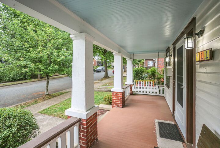 Property Photo:  911 Brompton Street  VA 22401 