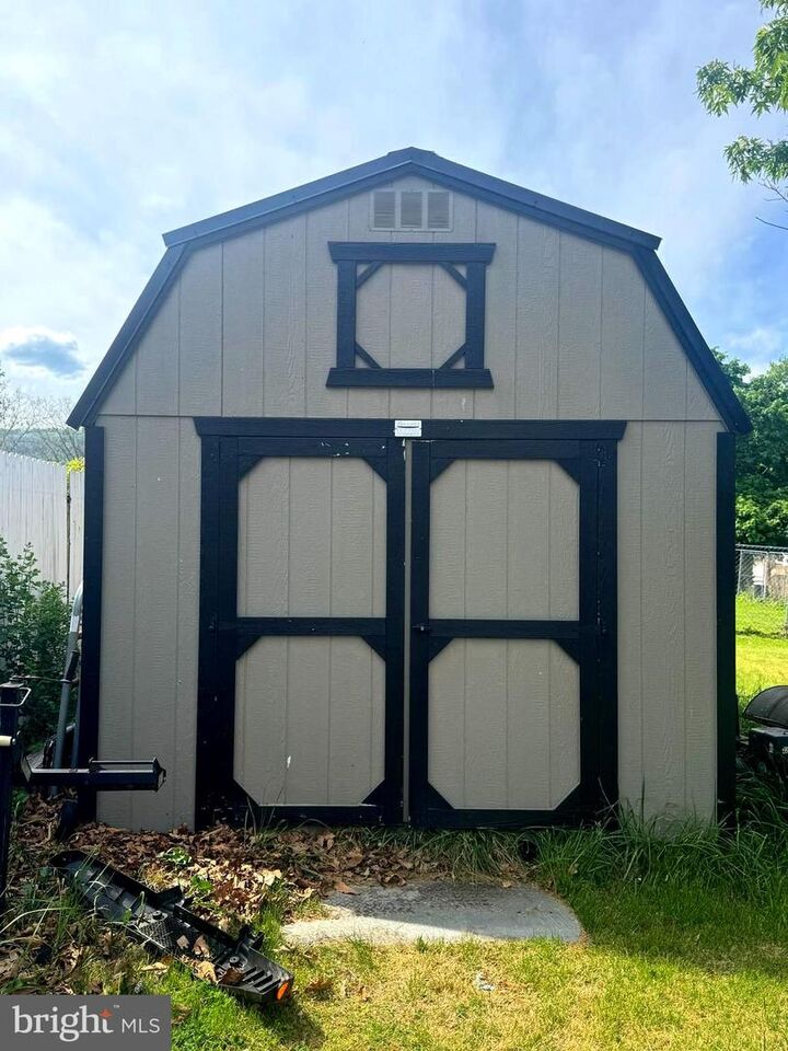 Property Photo:  513 2nd Street  WV 26757 
