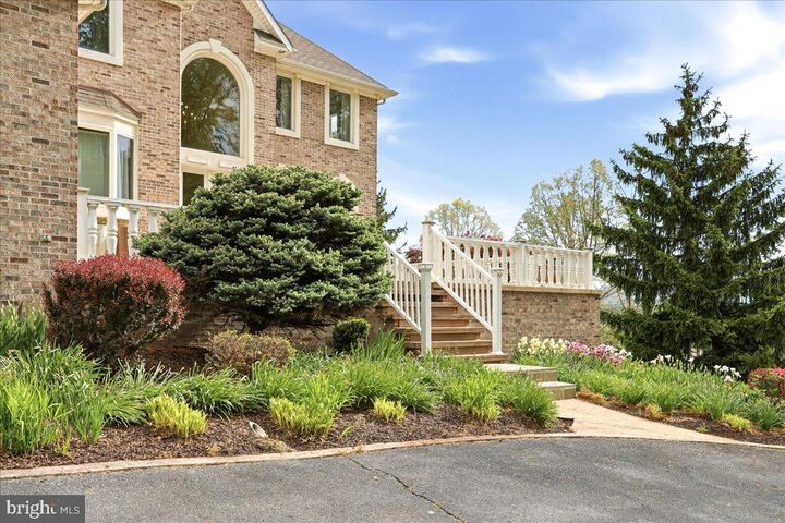 Property Photo:  50 Cottage Drive  VA 22835 