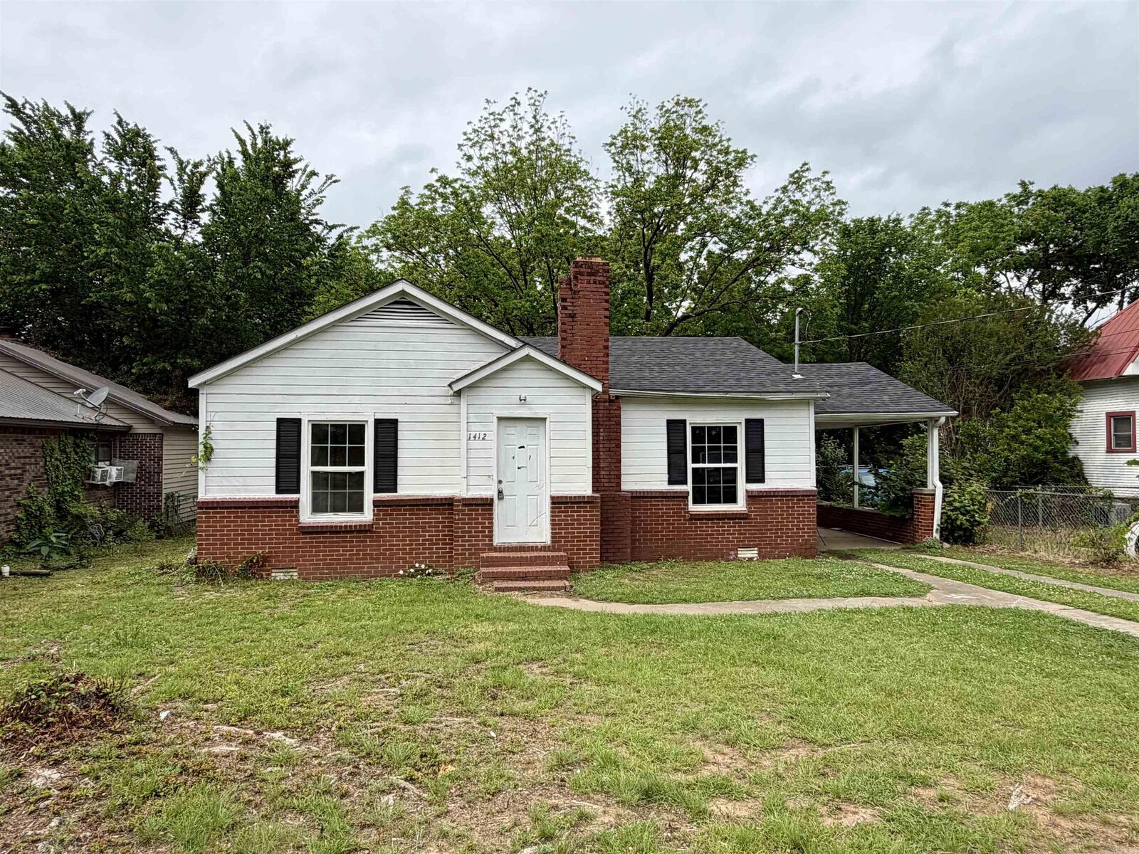 Property Photo:  1412 W Cherry St  AR 72830 