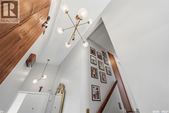 Property Photo:  148 Maclean Crescent  SK S7J 2R7 