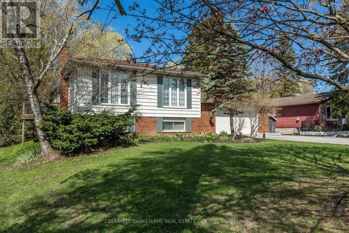 Property Photo:  2218 Mildred Avenue  ON L9S 2B9 