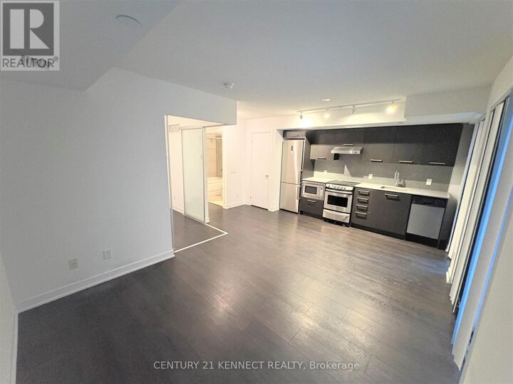 Property Photo:  87 Peter Street 716  ON M5V 2G4 