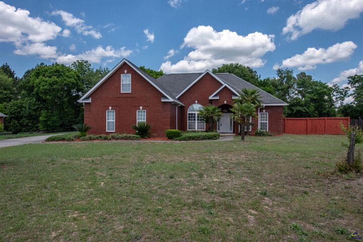Property Photo:  644 Trails End Circle  GA 31005 