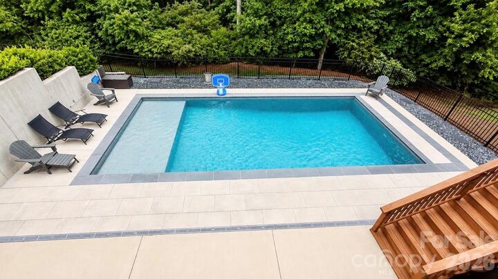 Property Photo:  1074 Weir Court  SC 29708 