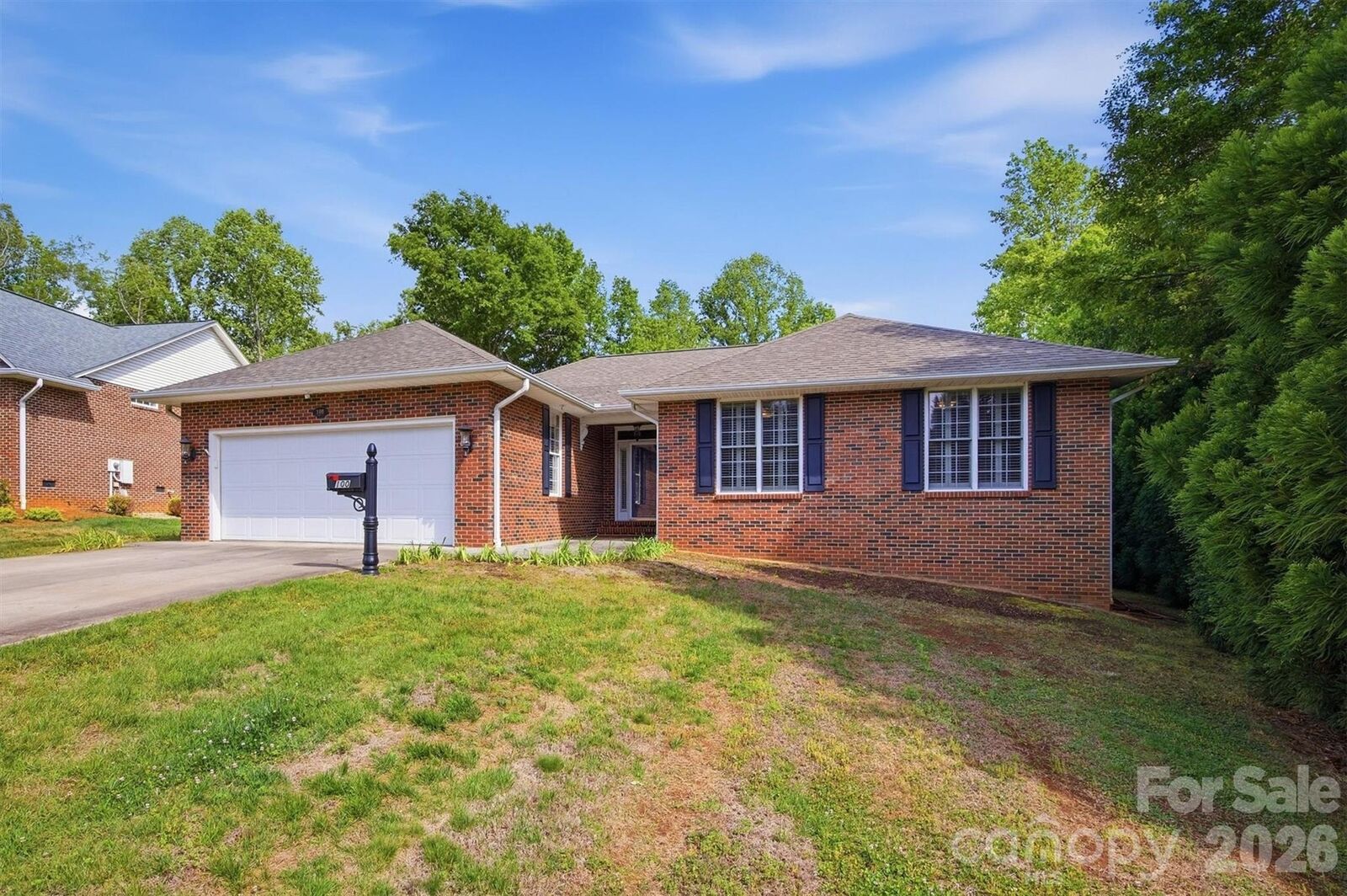 Property Photo:  100 Crosscreek Drive  NC 28655 