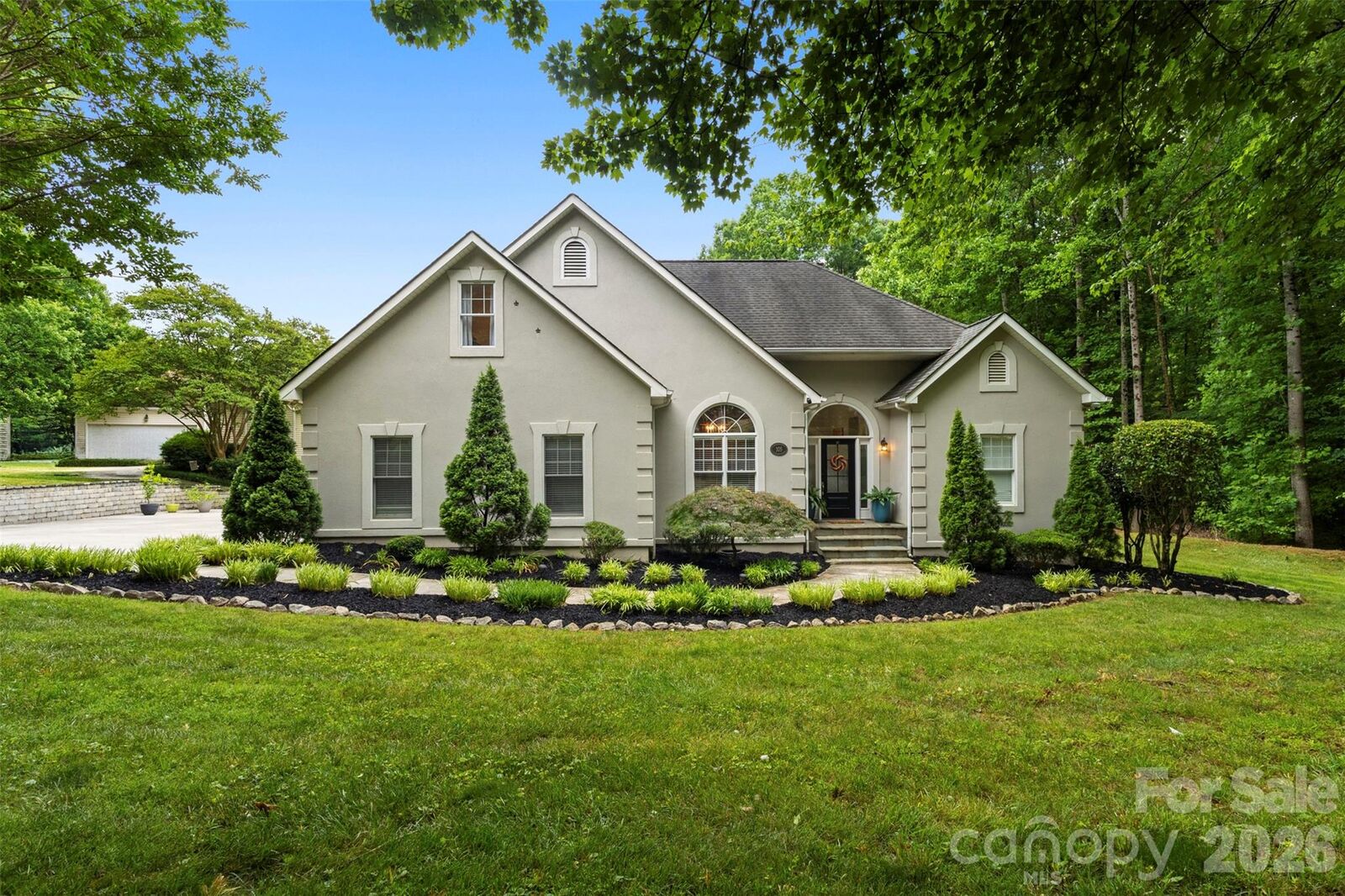 Property Photo:  105 Ridge Top Road  NC 28117 