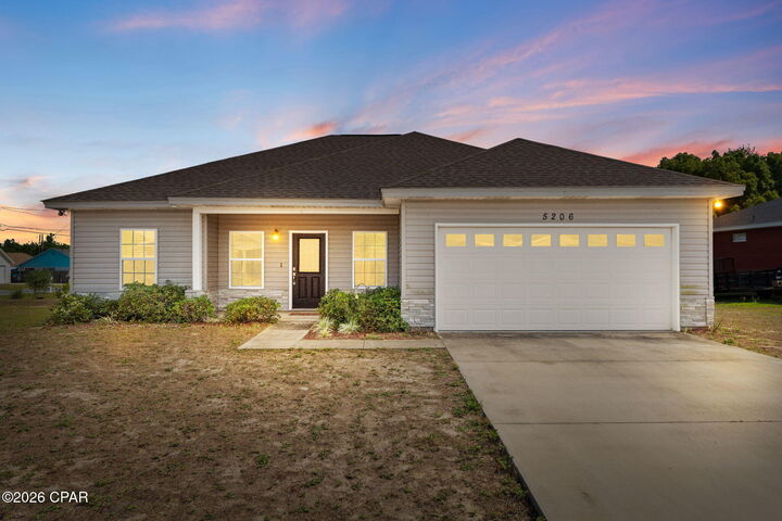 Property Photo:  5206 Robins Court  FL 32404 