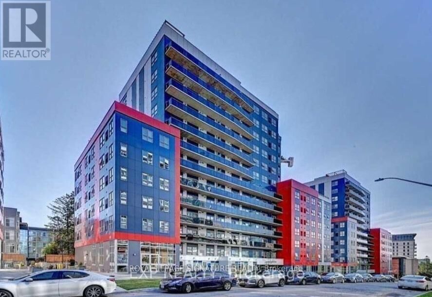 Property Photo:  258B Sunview Street 282  ON N2L 0H7 