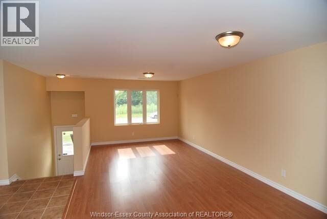 Property Photo:  1810 Northway C - Upper  ON N9B 0A6 