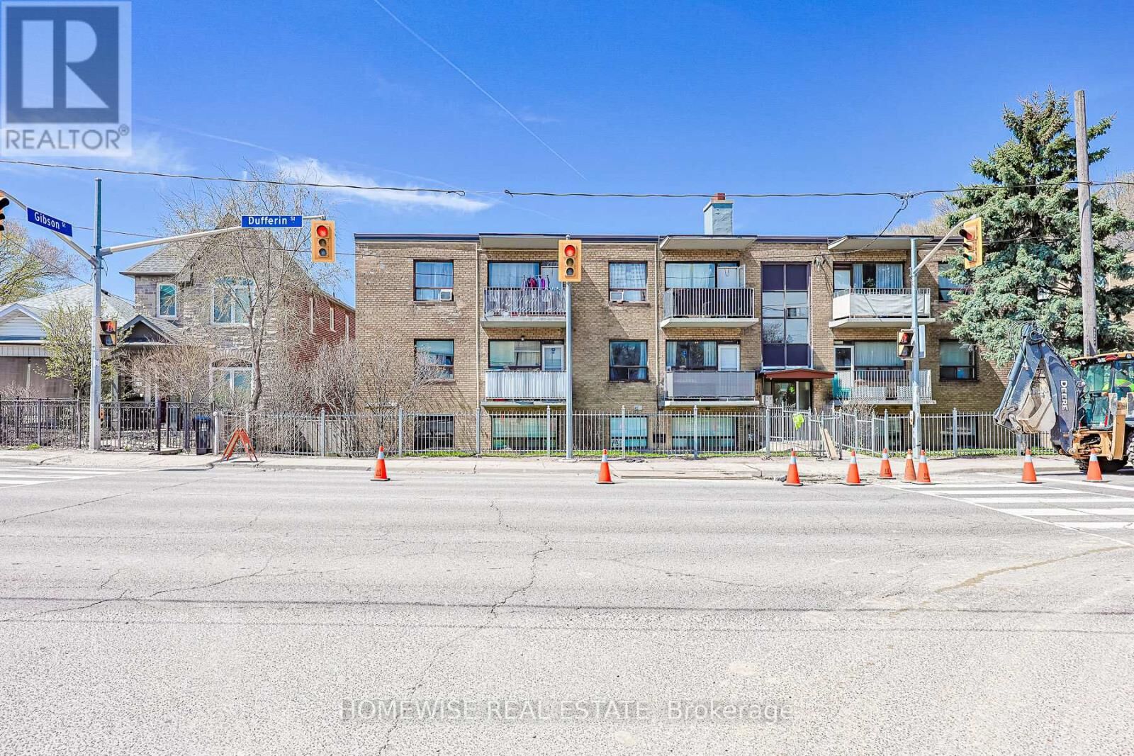 Property Photo:  2204 Dufferin Street 107  ON M6E 3R8 