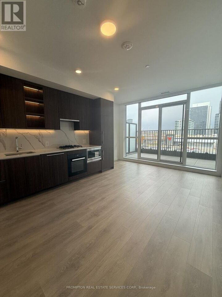 Property Photo:  75 Billes Heights 338  ON M2K 0J8 