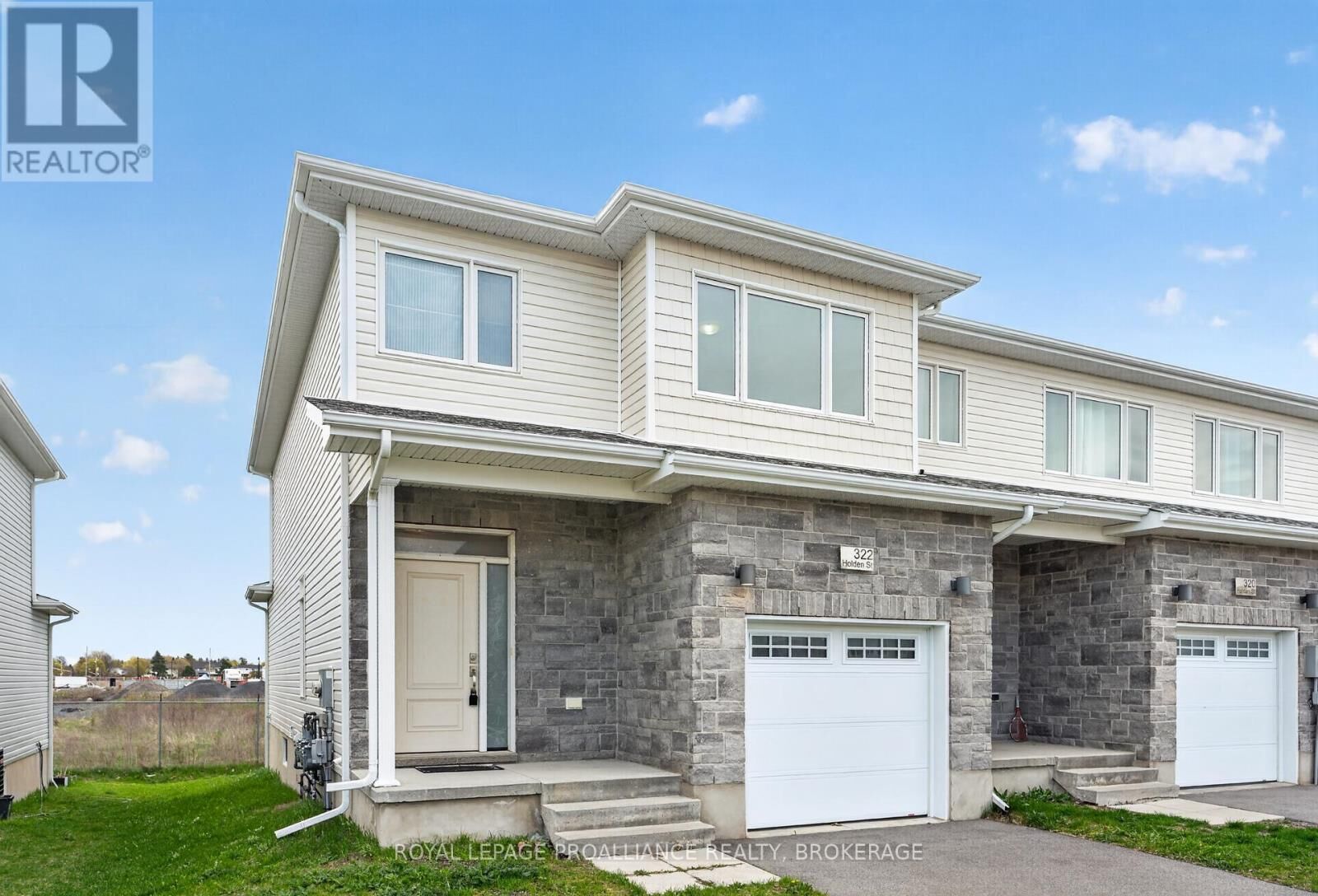 Property Photo:  322 Holden Street  ON K7P 0M4 