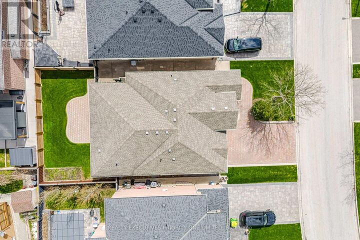 Property Photo:  10 Bottero Drive  ON L6A 3T8 