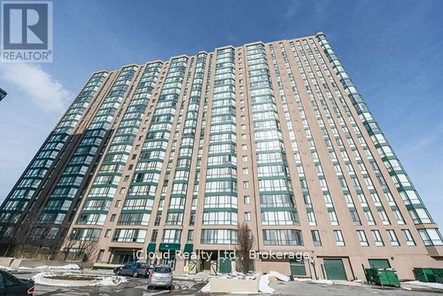 Property Photo:  145 Hillcrest Avenue 202  ON L5B 3Z1 