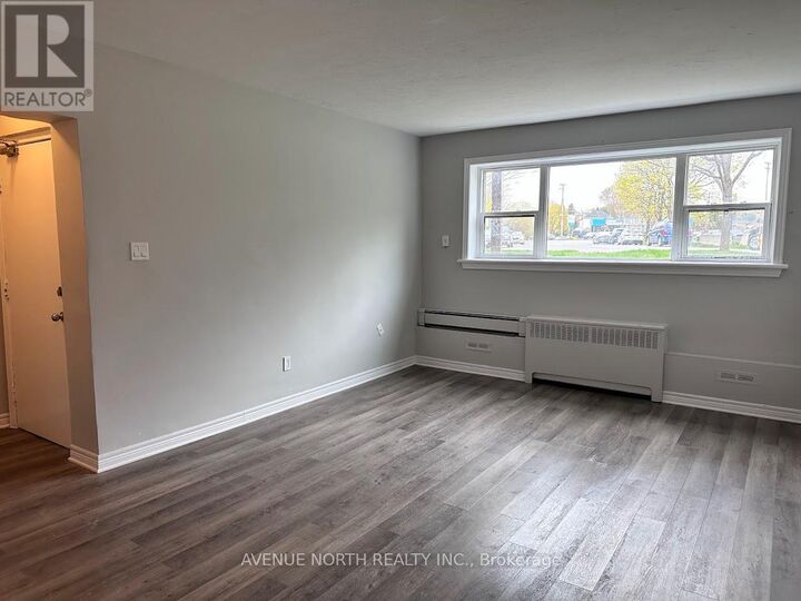 Property Photo:  1170 Dover Crescent 1  ON K1Z 7X3 