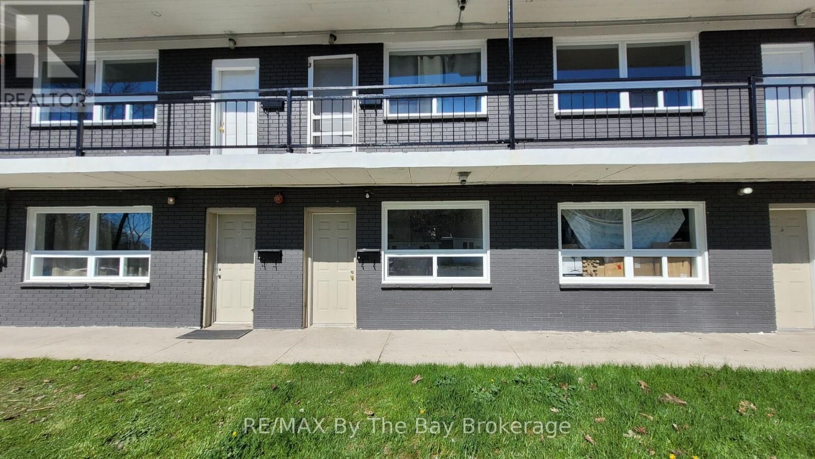 Property Photo:  280 River Road East A07  ON L9Z 2L7 