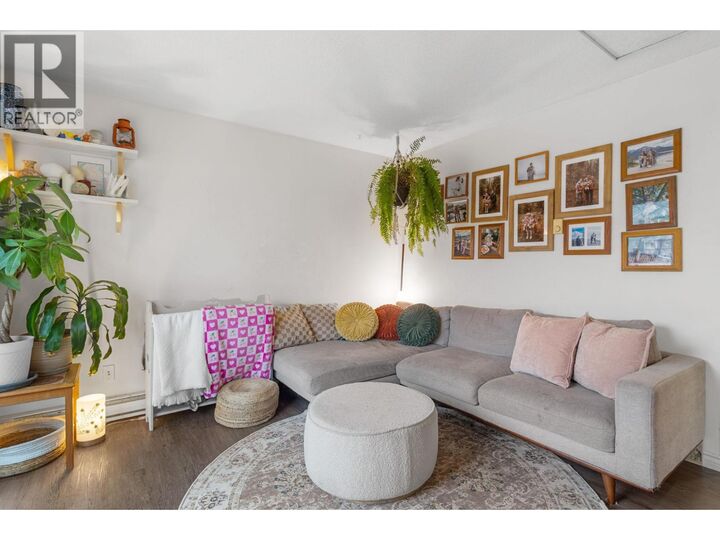 Property Photo:  1808 45 Street 6  BC V1T 7P8 