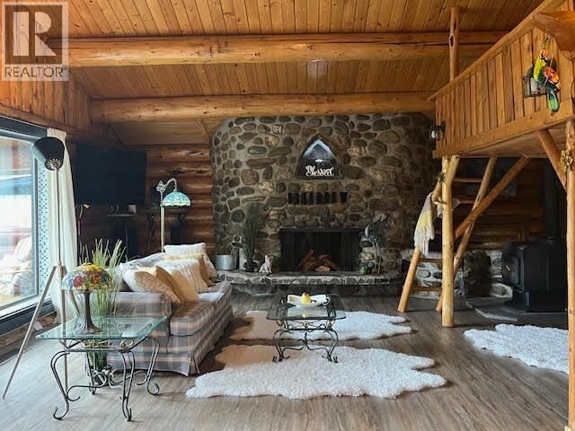 6006 Valleyview Drive — photo 1