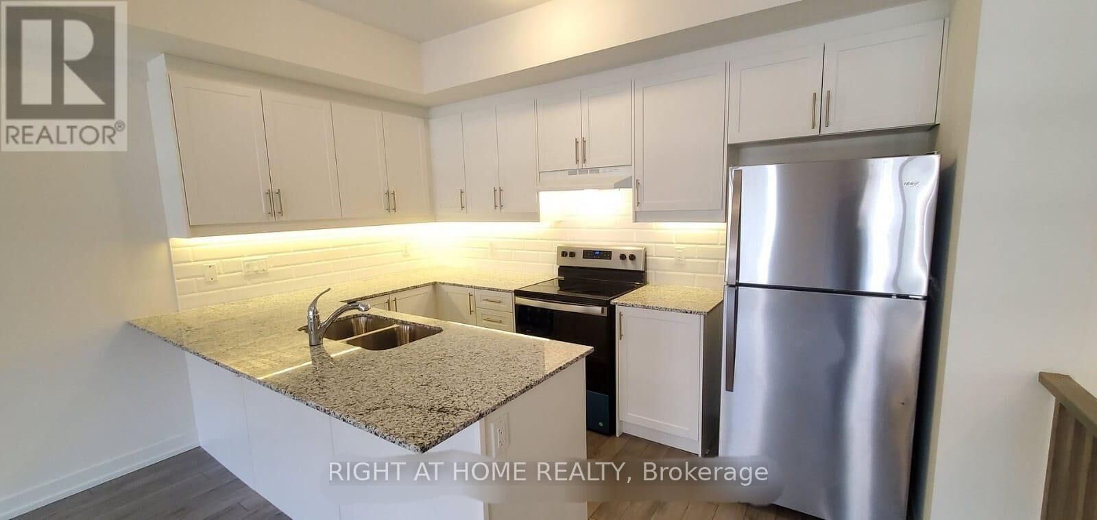 Property Photo:  1554 Moonseed Place  ON L9E 1V4 