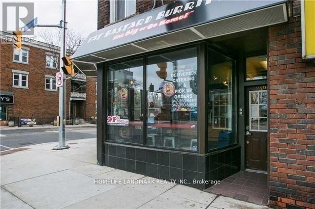 Property Photo:  2398 Bloor Street West Apt 1  ON M6S 1P5 