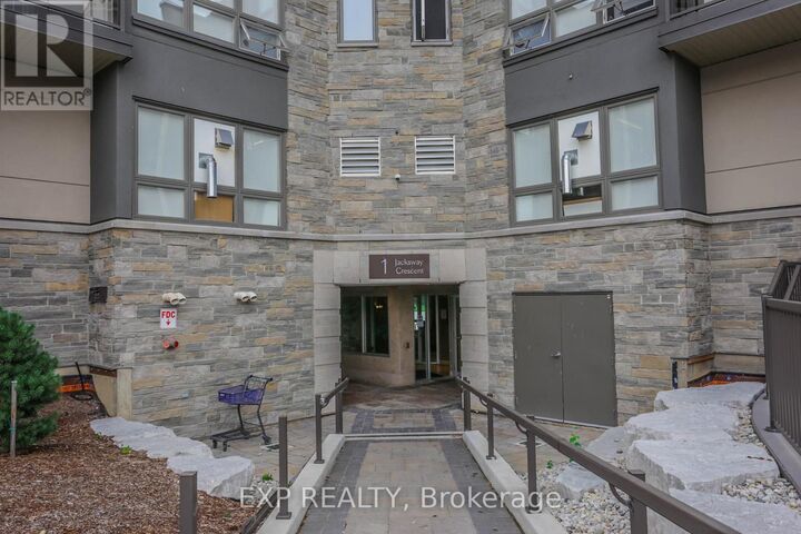 Property Photo:  1 Jacksway Crescent 108  ON N5X 3T5 