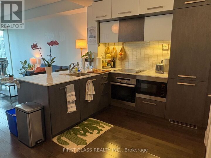 Property Photo: 8 The Esplanade 3101 ON M5E 0A6