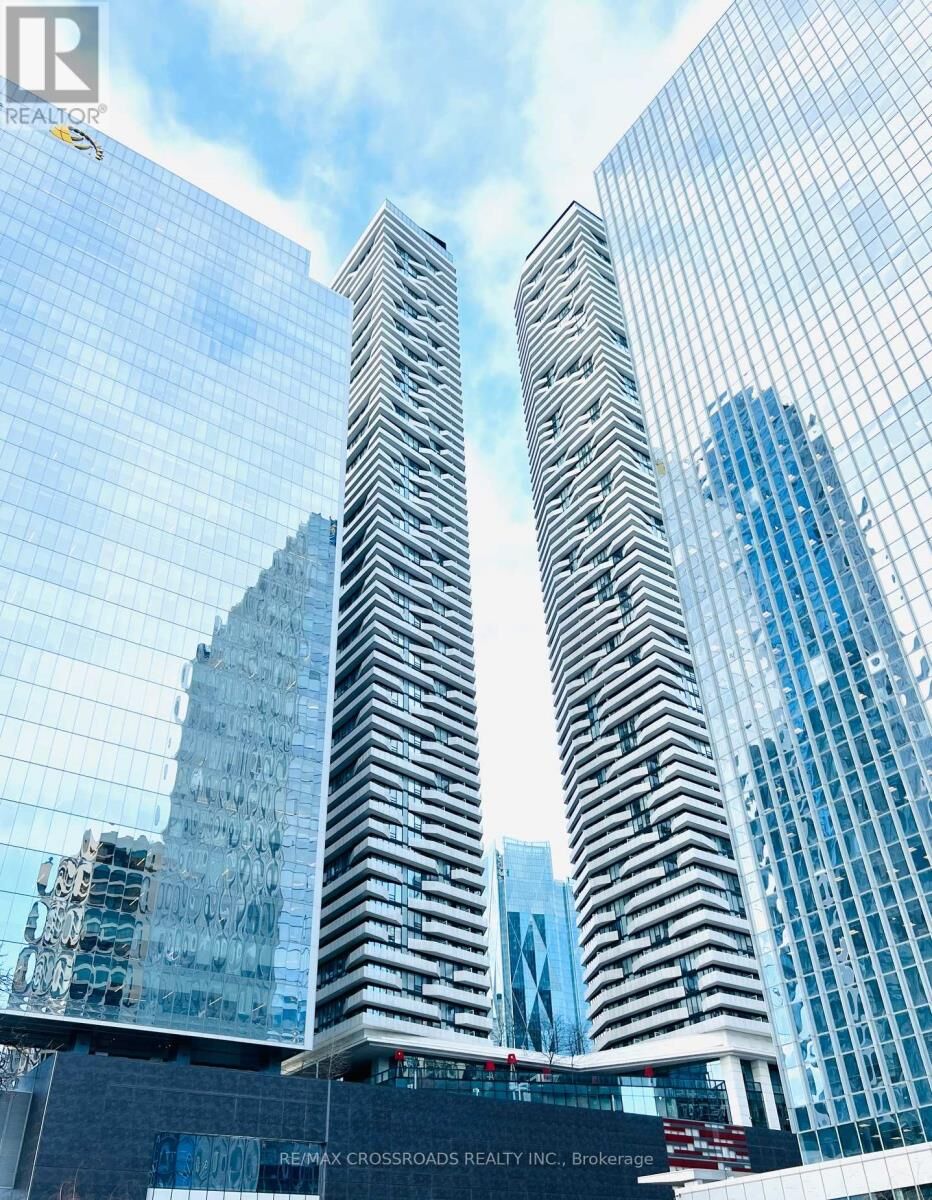 Property Photo:  88 Harbour Street 2706  ON M5J 1B7 