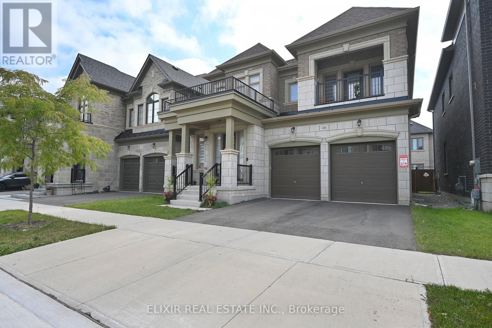 Property Photo:  46 Mevira Gardens  ON L6H 0Z6 