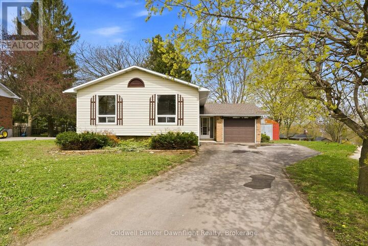 Photo de la propriété:  516 Maitland Court  ON N0G 2W0 