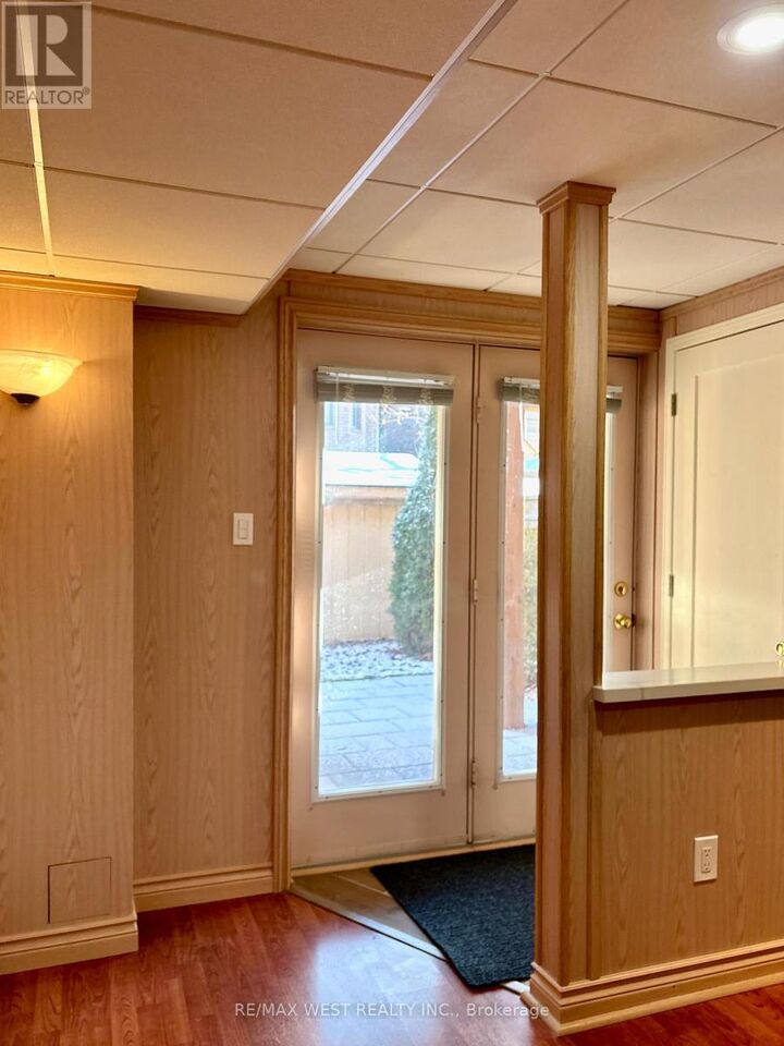 Property Photo:  463 Hewitt Circle Bsmt  ON L3X 2M1 