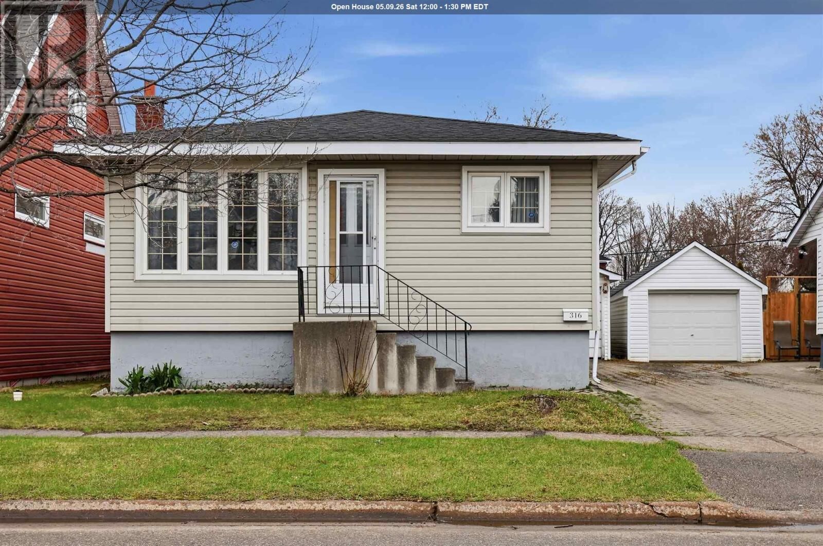 Property Photo:  316 Patrick St  ON P6C 3Y8 