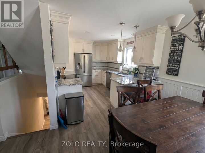 Property Photo:  369 Athol Street East  ON L1H 1K9 
