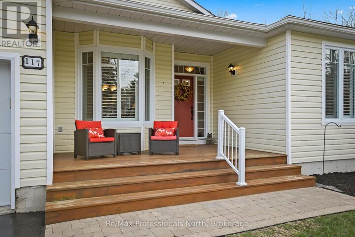 Property Photo:  117 Hedgewood Lane  ON P1P 1Z4 