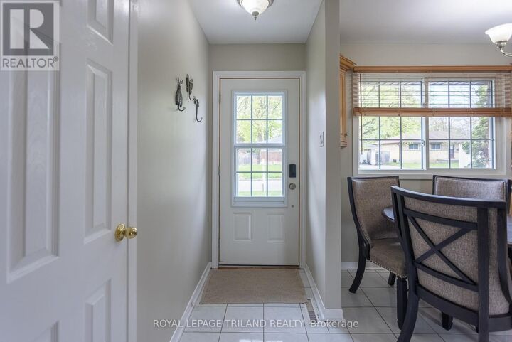 Property Photo:  74 Eldorado Avenue  ON N5W 1S5 
