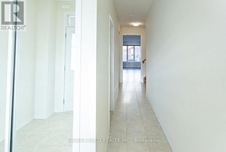 Property Photo:  8005 Odell Crescent  ON L2H 3R7 
