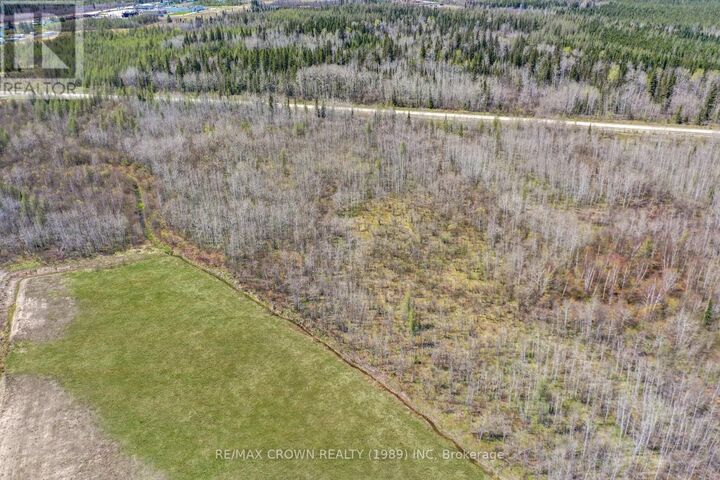 Property Photo:  69 Clear Lake Road North  ON P5N 2X7 