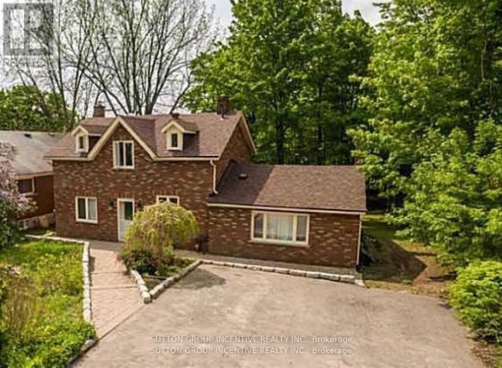 Property Photo:  203 Blake Street  ON L4M 1K6 